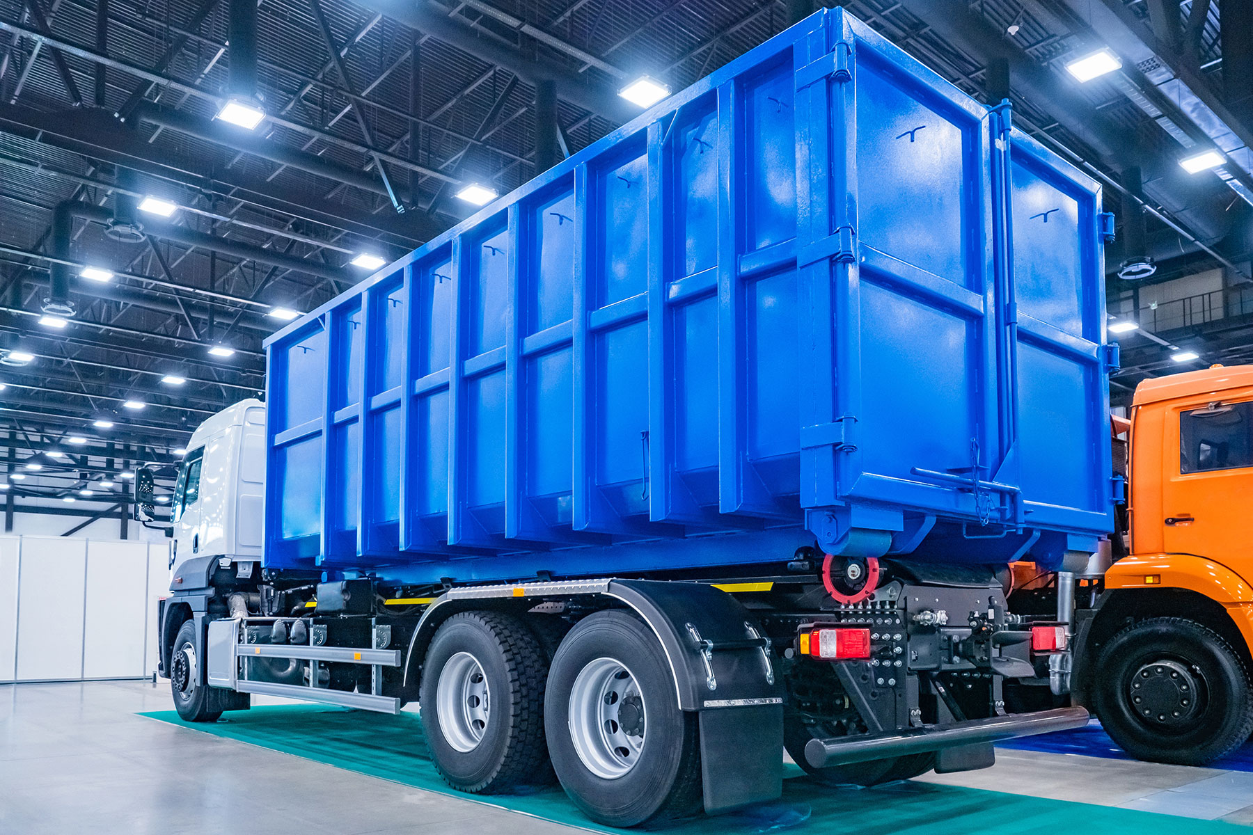 Rent a Roll Off Dumpster For Your Spring Cleaning Project